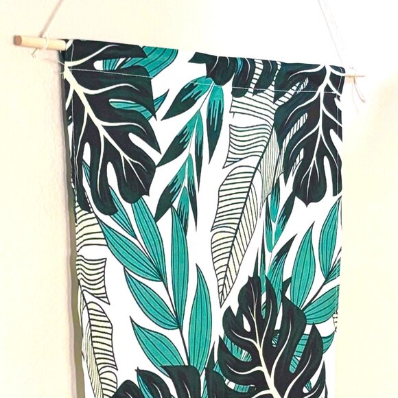 46" Tropical Green Monstera Leaves Jungle Tasseled Tapestry Wall Hanging New - Picture 4 of 5